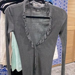 Banana Republic gray thin knit ruffle cardigan